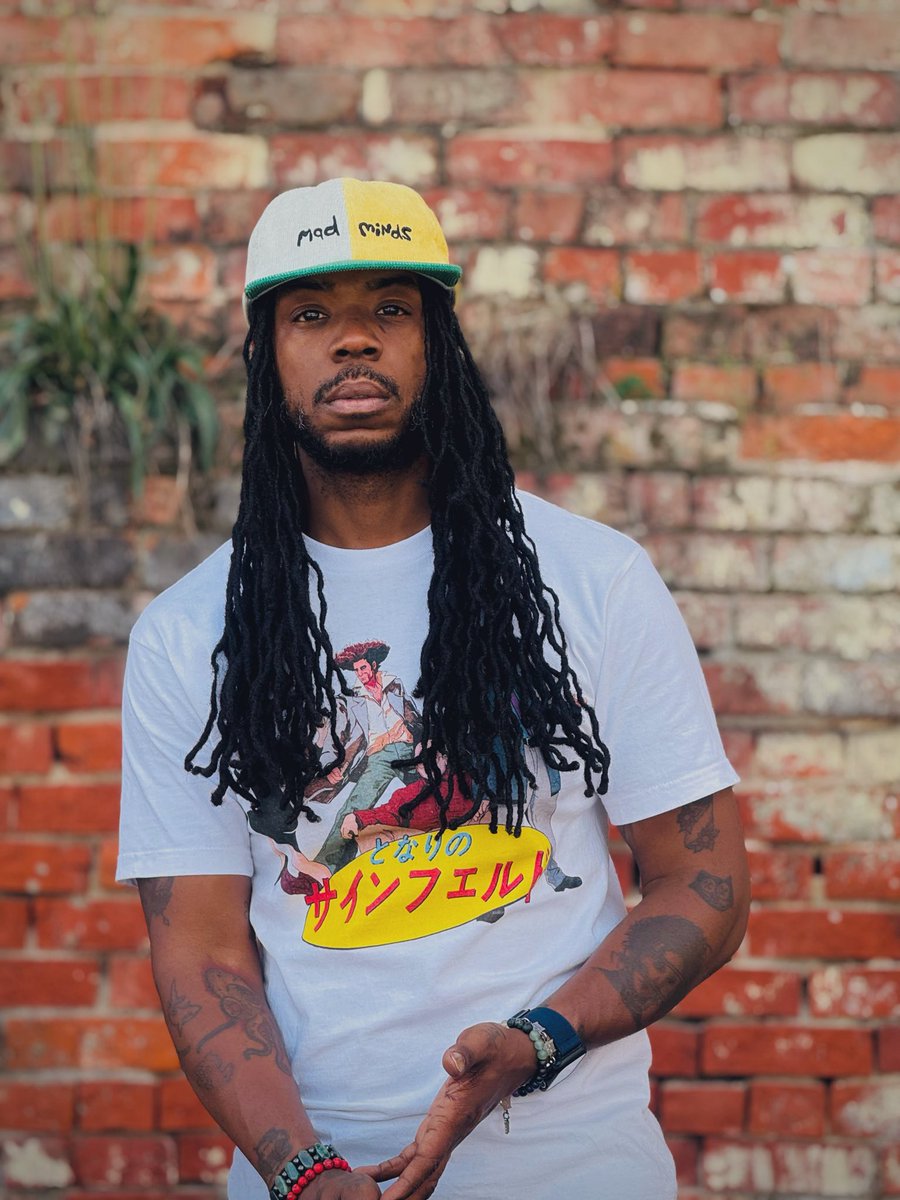 jerktherobot's tweet image. Great Shoe.
Great Colorway. 
And a tShirt about Nothing. 

#kotd
Ambush x Air More Uptempo Low
‘Limestone’ 
#wearyourkicks