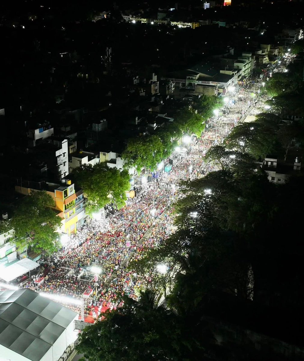 SankariOffiDMK's tweet image. #SteelCity சேலத்தில் இருந்து இந்த ஸ்டாலினின் சூளுரை: #DravidianModel ஆட்சி என்றுமே பெண்களுக்கான ஆட்சியாகத் திகழும்!

🏴 அண்டை மாநிலத் தலைவர்கள் கூட அரசியல் வேறுபாடுகளைக் கடந்து தொகுதி மறுவரையறையை எதிர்த்துக் குரல் கொடுக்கிறார்கள்!

🏴 பழனிசாமி யார் பக்கம்? கடைசி வரை கோழையாக,