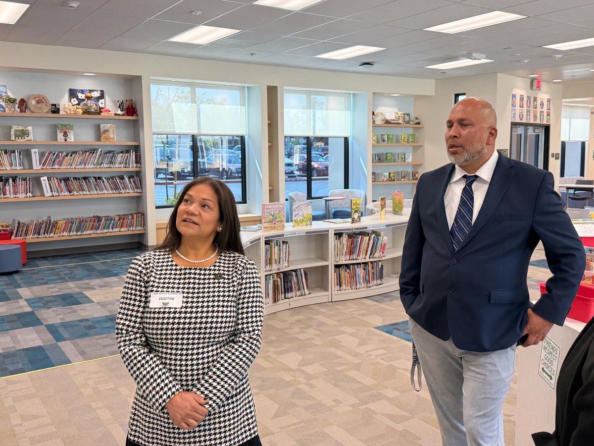 asmcastillo's tweet photo. It was a privilege to tour Casa Blanca Elementary in Riverside before returning from spring recess. As Riverside Unified School District’s first STEM-focused elementary school, Casa Blanca Elementary is doing important work. I am grateful for the warm welcome from Amanda Vickers, Board of Education Member; Dr. Dan Sosa, Assistant Superintendent of Instruction, K-12; and Mr. Bernie Torres, Principal of Casa Blanca Elementary School.