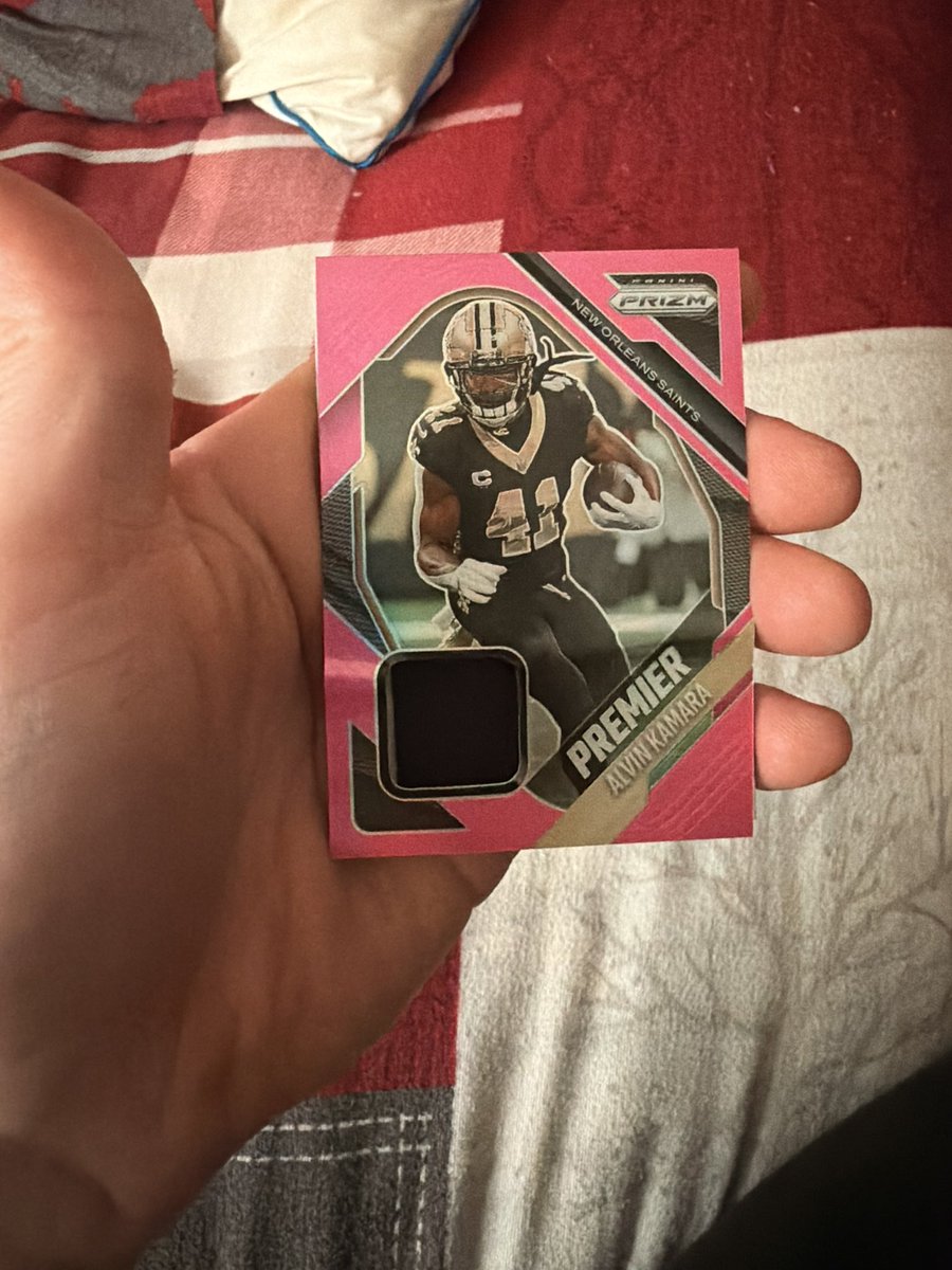 melmuchnik1's tweet photo. Came out of a 2025 Prizm Mega box, I understand the patch isn’t from any specific game or event, but why does the back of it say “Brandin Cooks” but it’s a Alvin Kamara card? @PaniniAmerica https://t.co/te1sLDwzkh