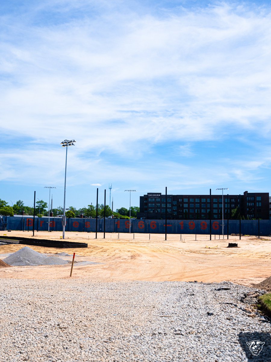 GSU_Base's tweet photo. Let there be light(s) 💡

#LightItBlue | #BLB https://t.co/bq33nOPyhd