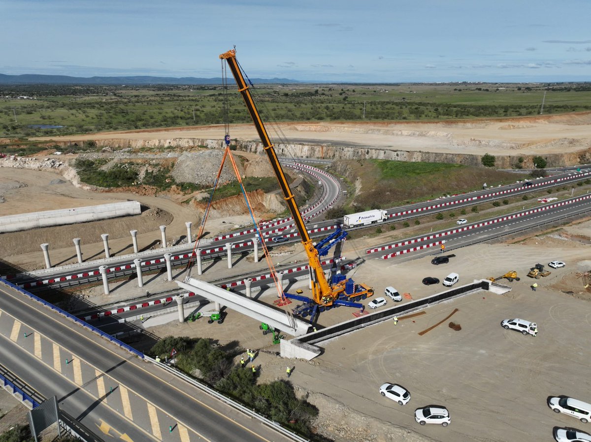 Óscar Puente tweet media