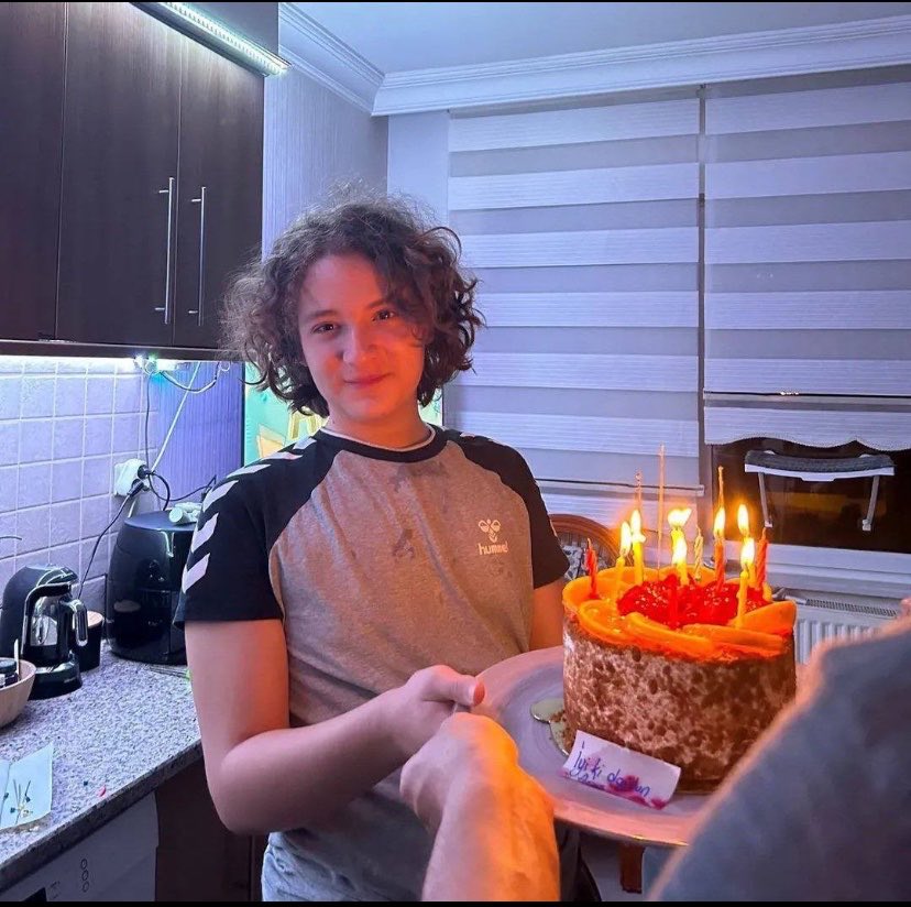 nomoretears tweet media