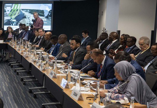 sntvnews1's tweet image. The Finance Minister @BihiEgeh  co-chaired the 28th Ministerial Meeting of the Horn of Africa Initiative with @WorldBank's  Vice President for Eastern and Southern Africa Ndiamé Diop during the Spring meetings in #WashingtonDC today focused on trade corridors. Regional