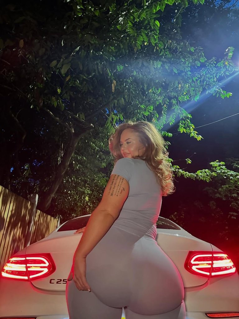 Sassy Goddess tweet media