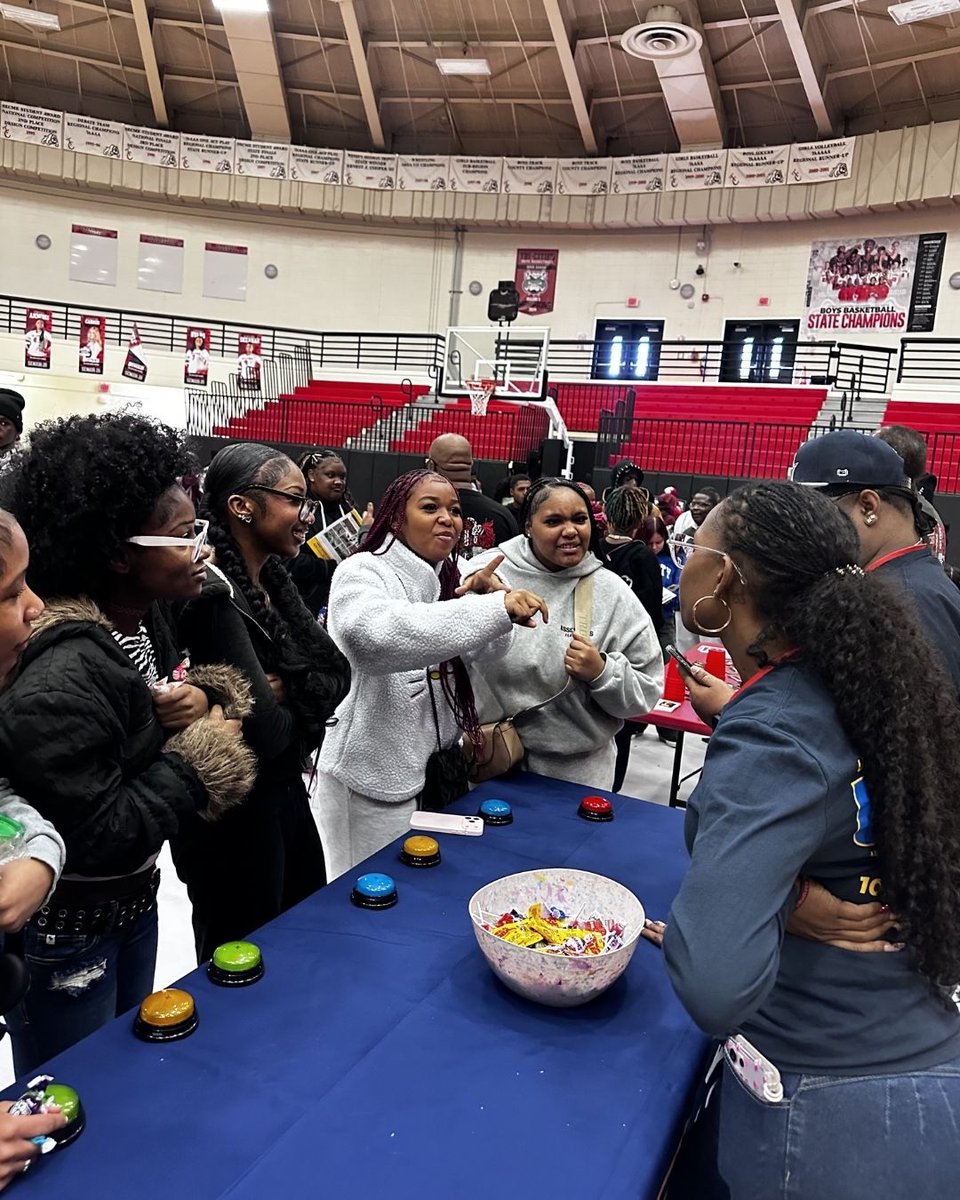 workerpowernow's tweet image. Honoring the legacy of the Memphis Sanitation Strike (April 16) and the call “I Am A Man.”
Sharing moments from Black #Labor Week, where that fight for econ justice continues. We're proud to support this convening and those building what’s next. 🙏🏽 Ephrin “EJ” Jenkins. #iamaman