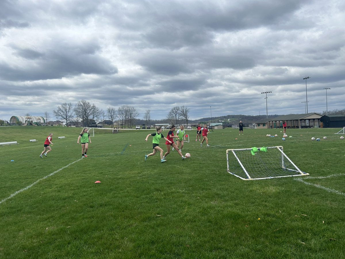 Coach Lovett tweet media