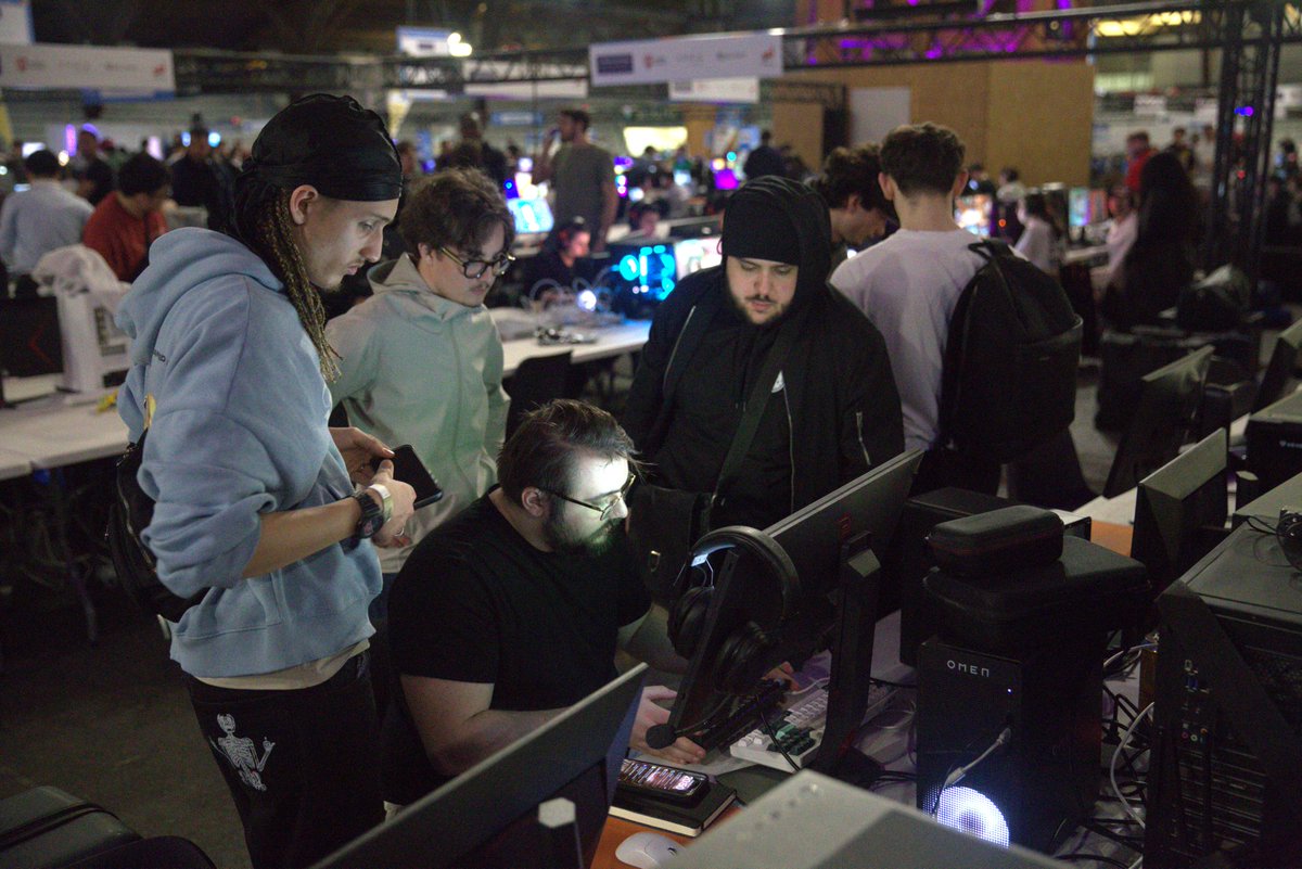 EmporX Esports tweet media