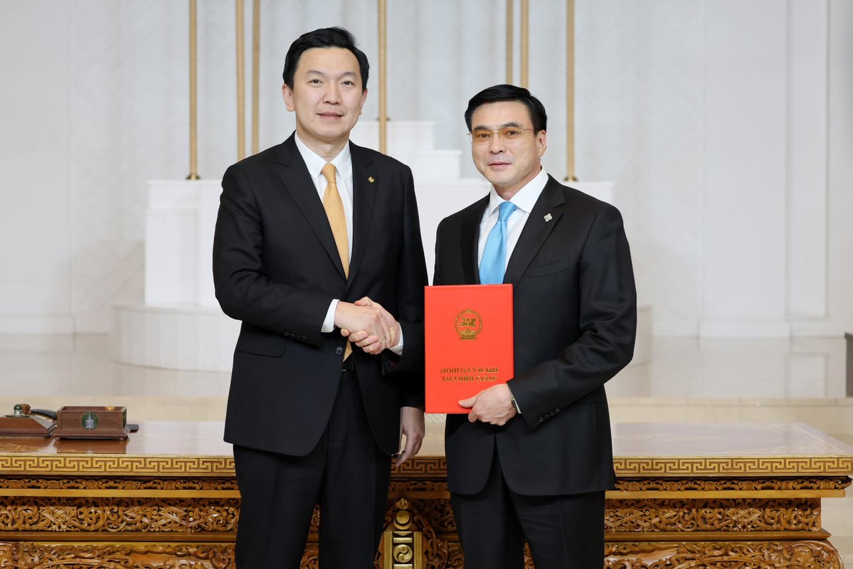 Амьдрал бол Аялал tweet media