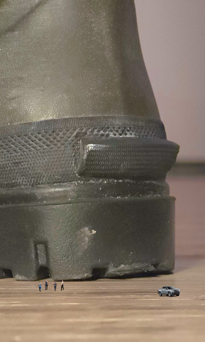 Little Titan tweet media