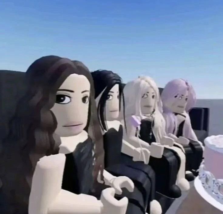 hannah ˖ . ݁𝜗𝜚. ݁₊ tweet media