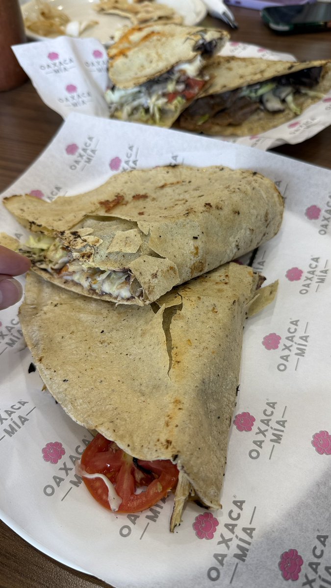 Btcandres 285⚡ 9🌊 🔦🔑🦡🥩🐇🕳️☣️6.15🛰️🆖🆙🌋 tweet media