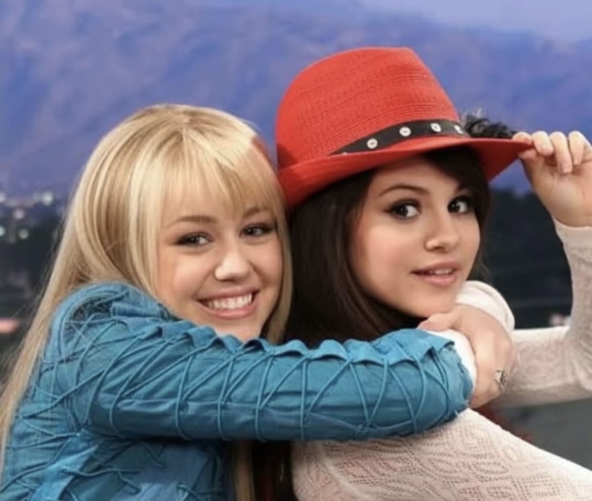 Miley Crave tweet media