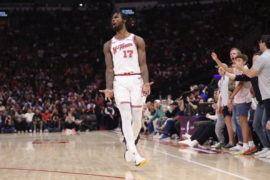 SleeperRockets tweet media