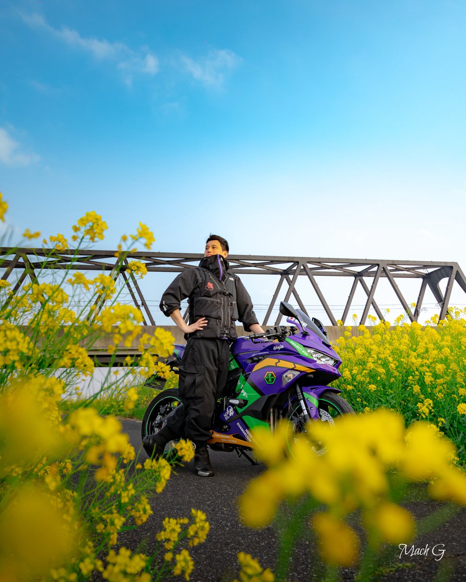 HACHI-EVA tweet media