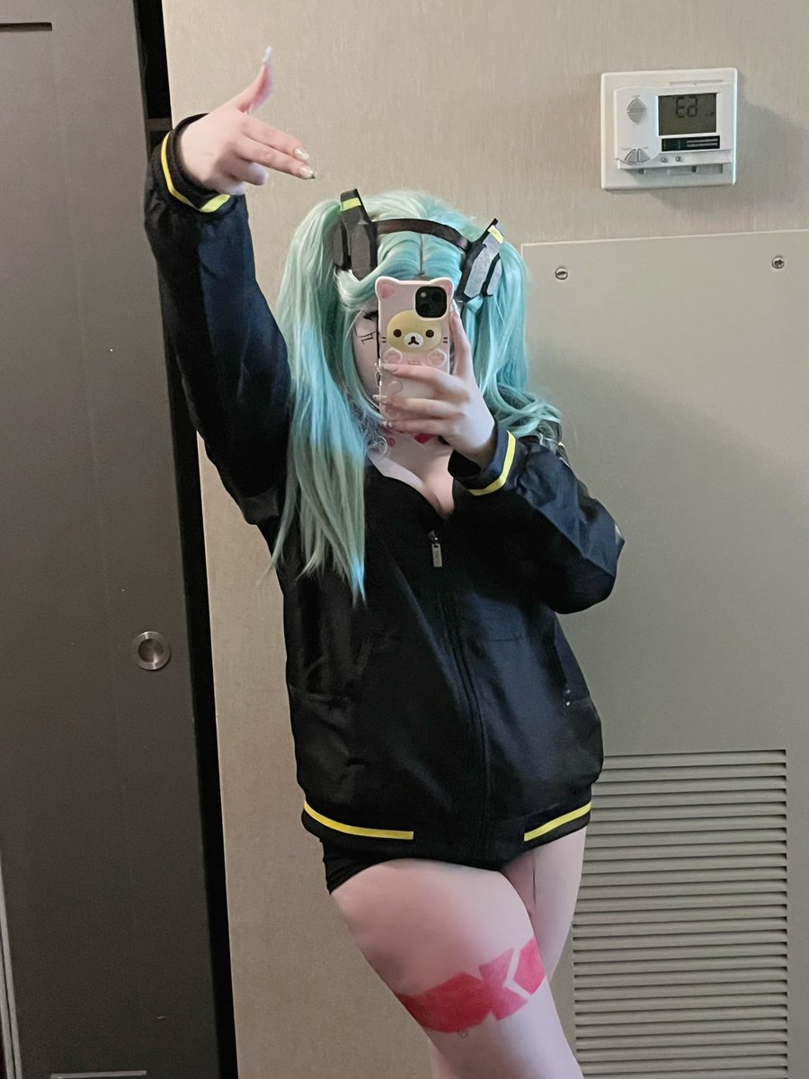 navi⛓️💕🪽 tweet media