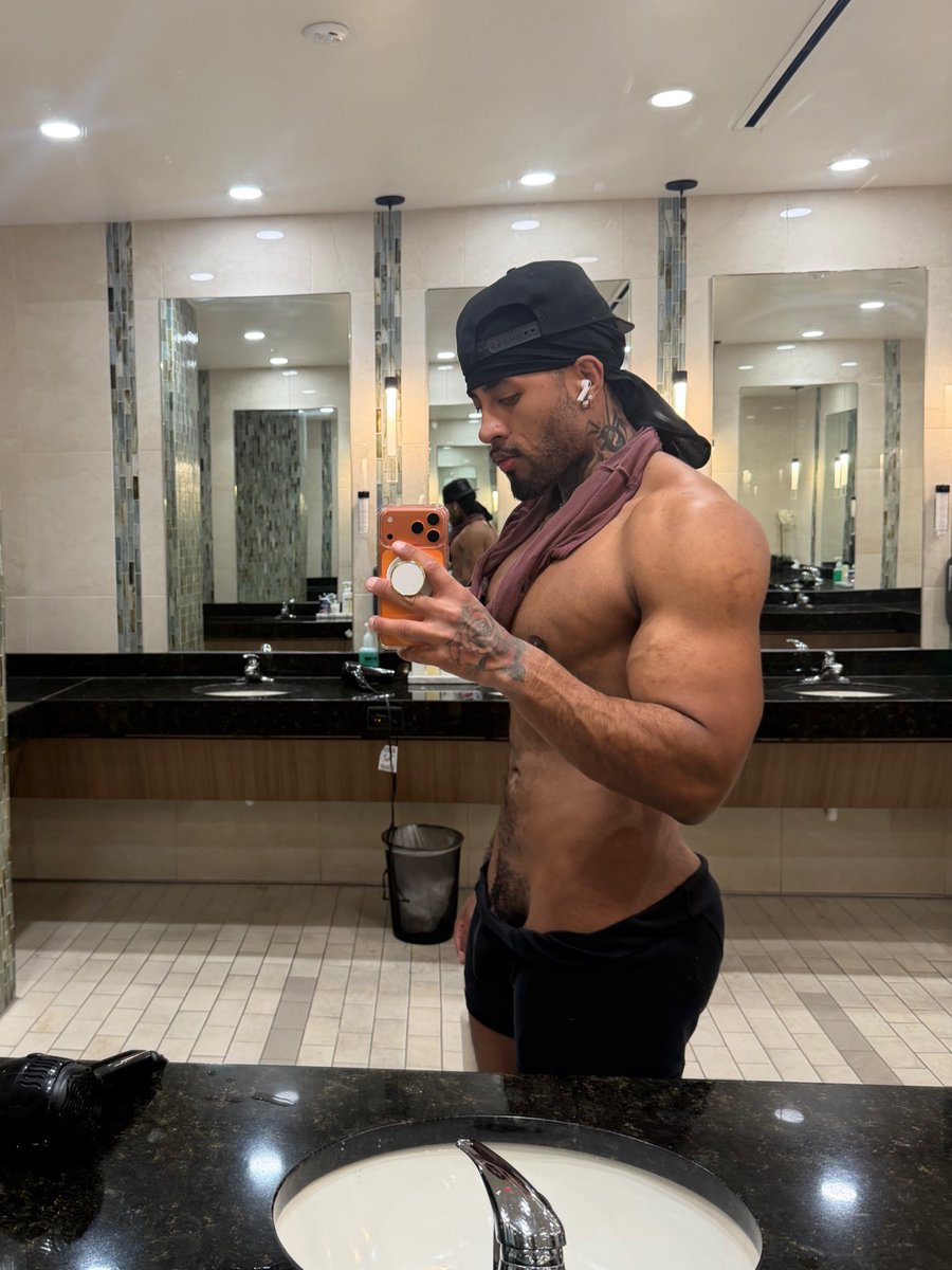 I need eaters for the front🍆 AND the back🍑 wya???