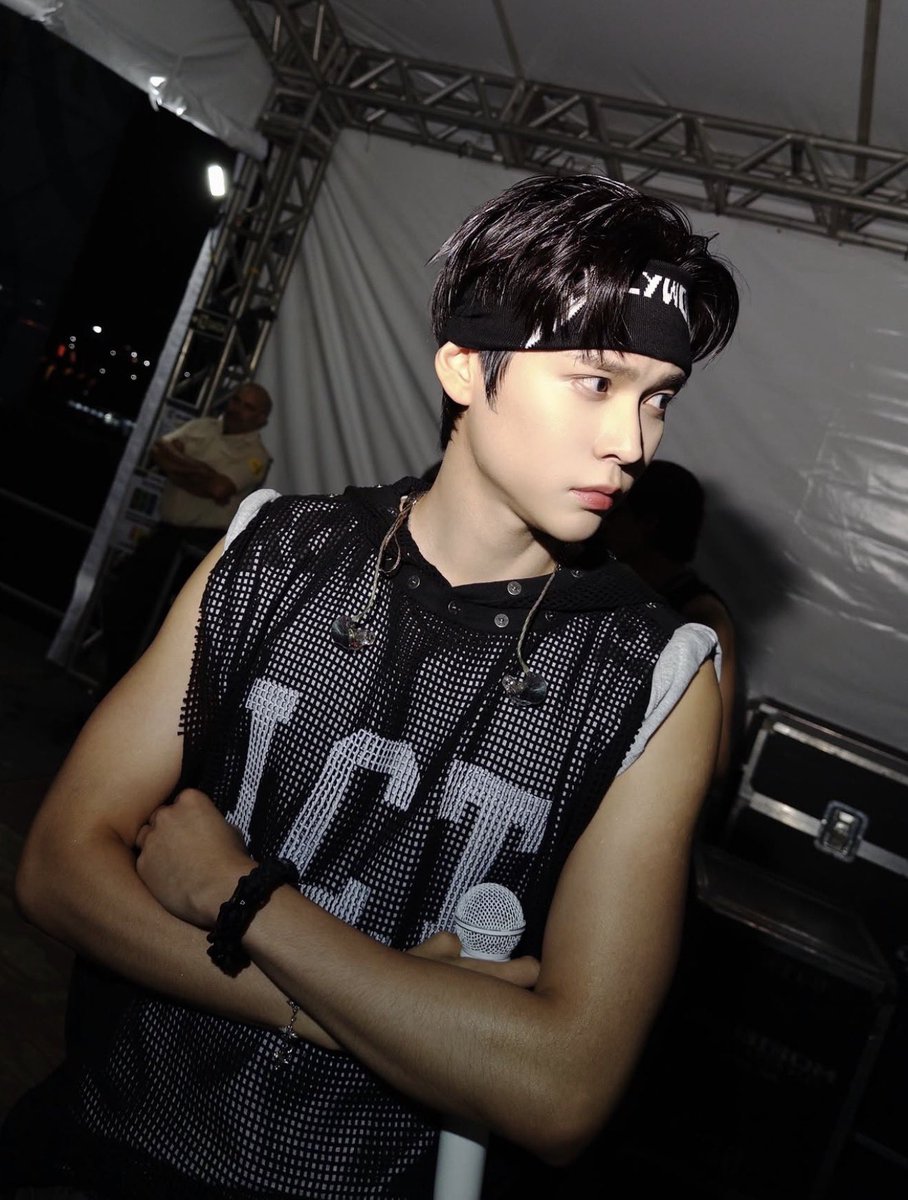 sha ʚ♡ɞ GLOW tweet media