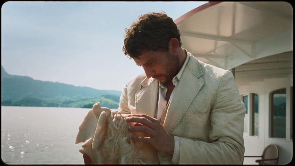 l̶i̶m̶a̶ ̶☆ harris dickinson's pr manager tweet media