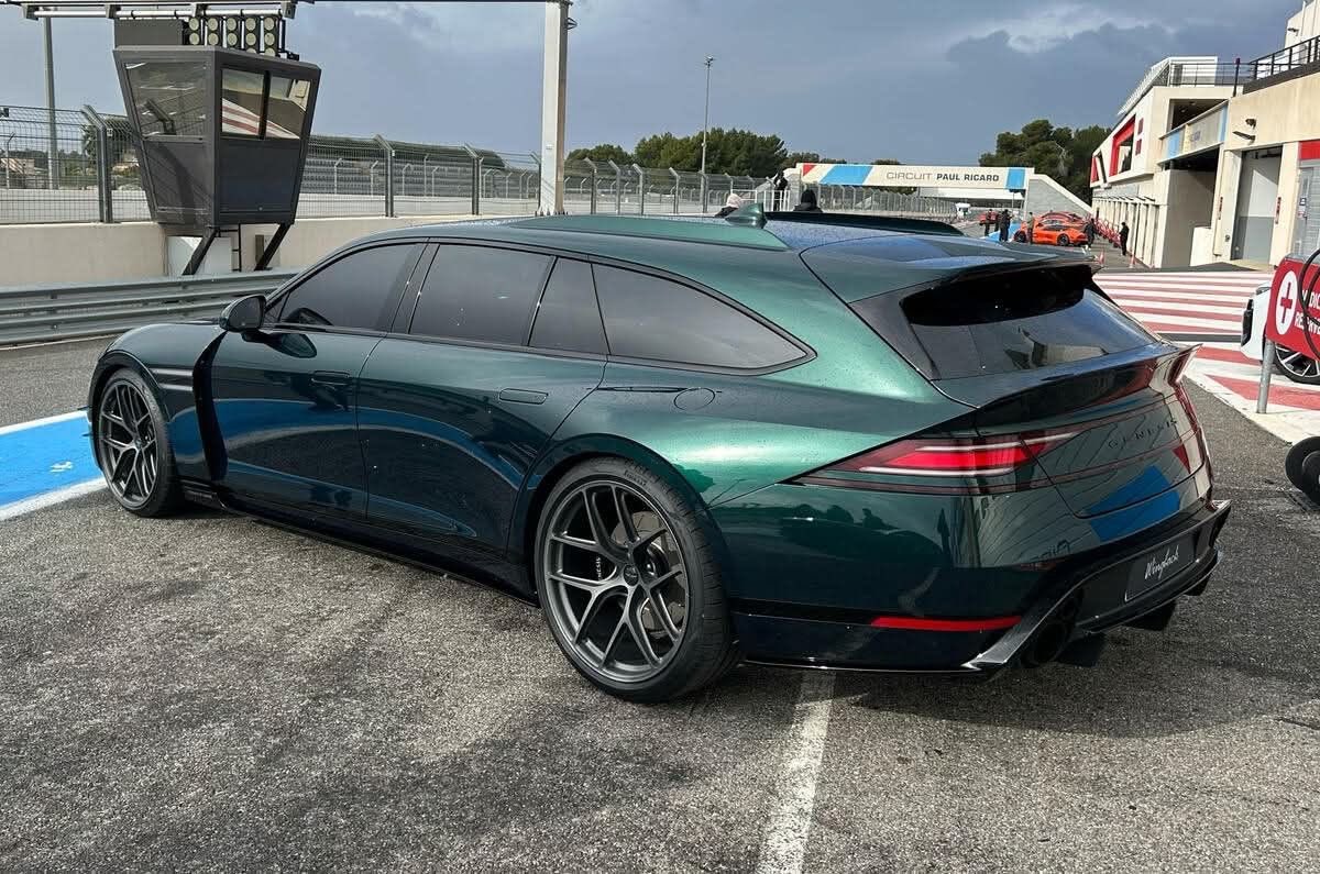 CarSighting's tweet photo. Im still in love https://t.co/b7WQ6TedM4