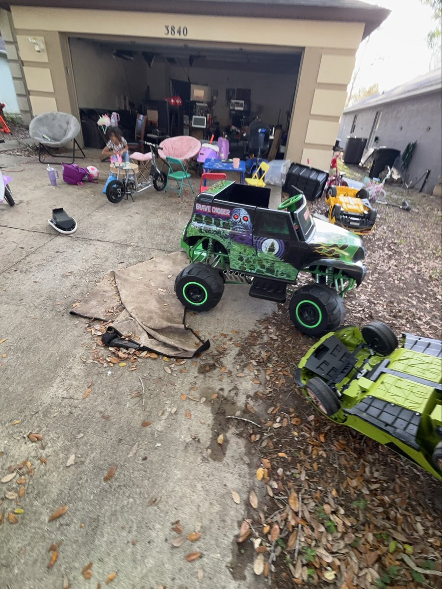 WesWorld tweet media