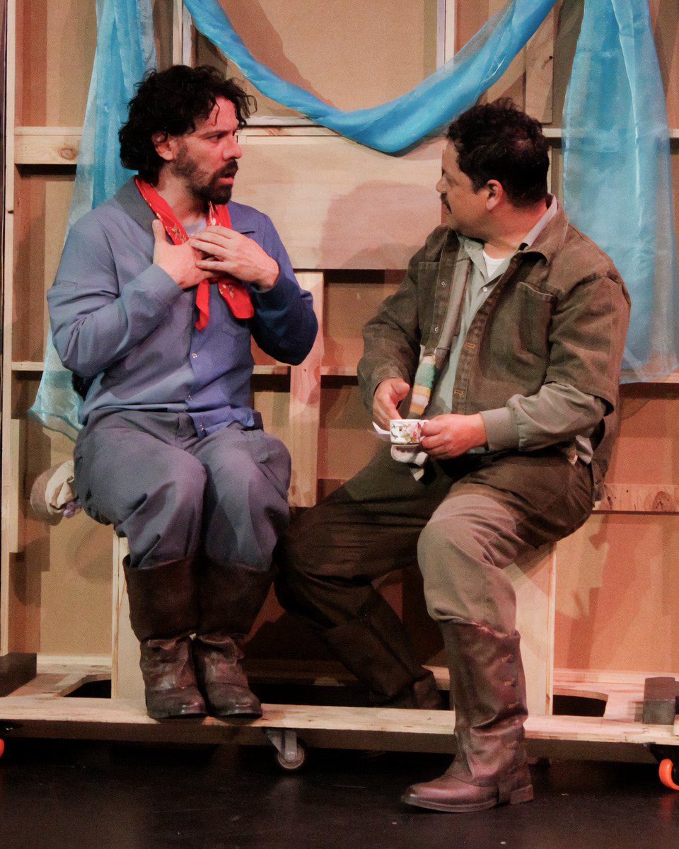 piedrasensusbol's tweet image. Jorge dice que es poeta: entre el acento San Nachino, sus ojos negros
y las ganas de impresionar, se arma cada carcajada.

PIEDRAS EN SUS BOLSILLOS
🎭 HOY 20:30 h | Sáb 19 h | Dom 18 h
📍@ForoLucerna 
🎟️ En taquilla y @Ticketmaster_Me 

#PiedrasEnSusBolsillos #ComediaMexicana