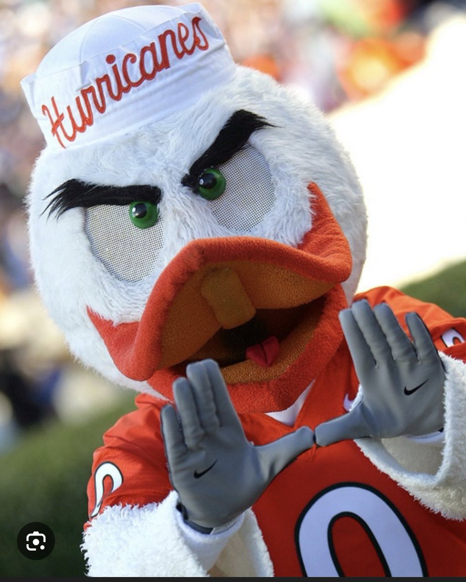 Dylan Thomas tweet media