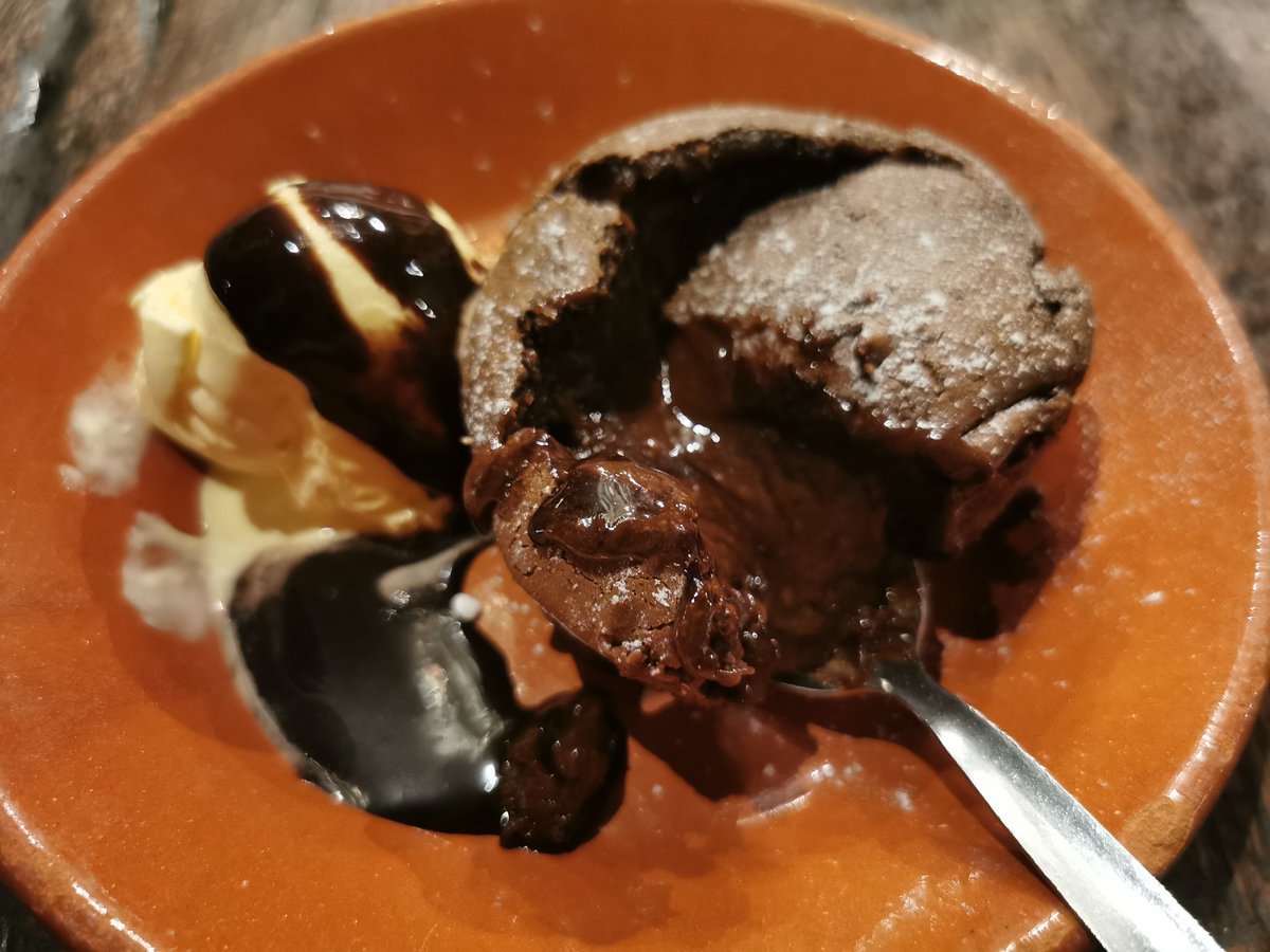 Flori & Konrad tweet media