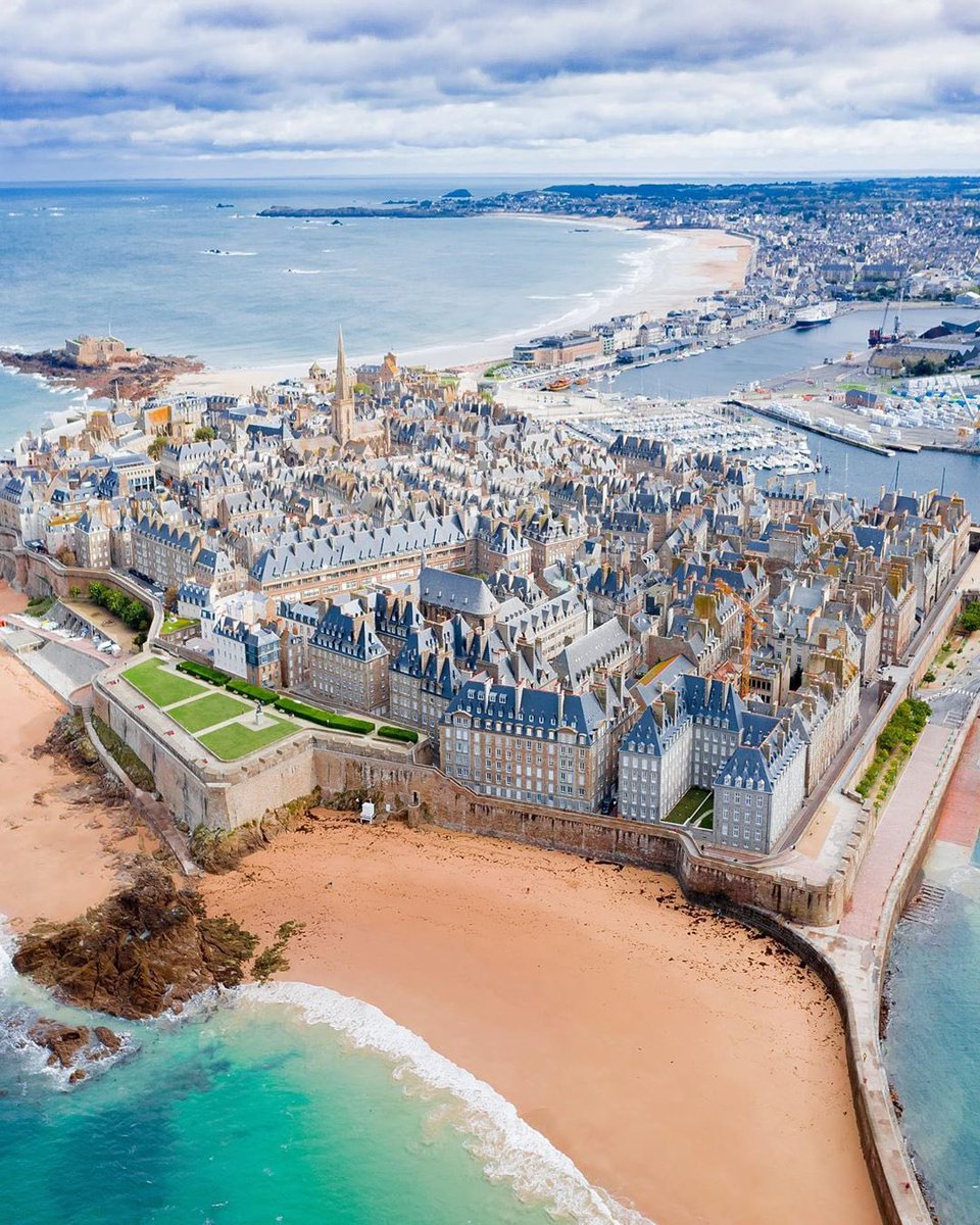 Old World Explorer tweet media