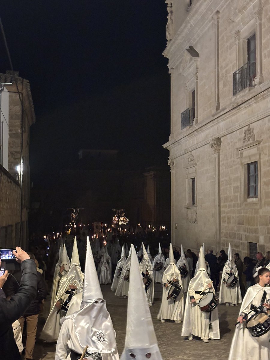 Albert ✞ tweet media