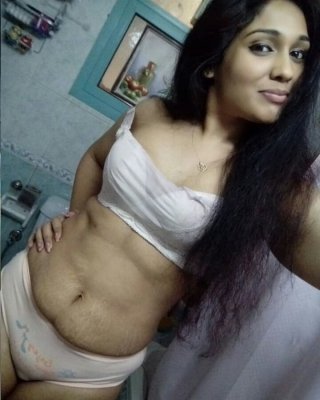 divyya Housewife tweet media