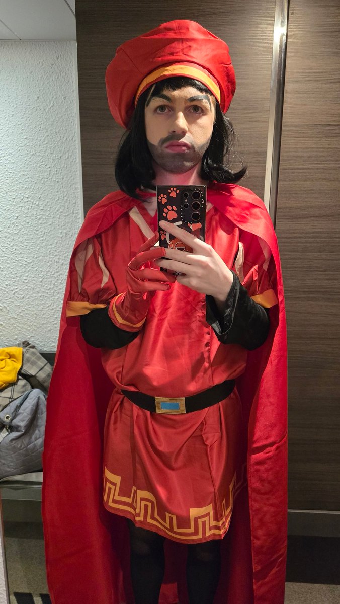 Foxtaly / Panettone 🍉✨ |-/ tweet media