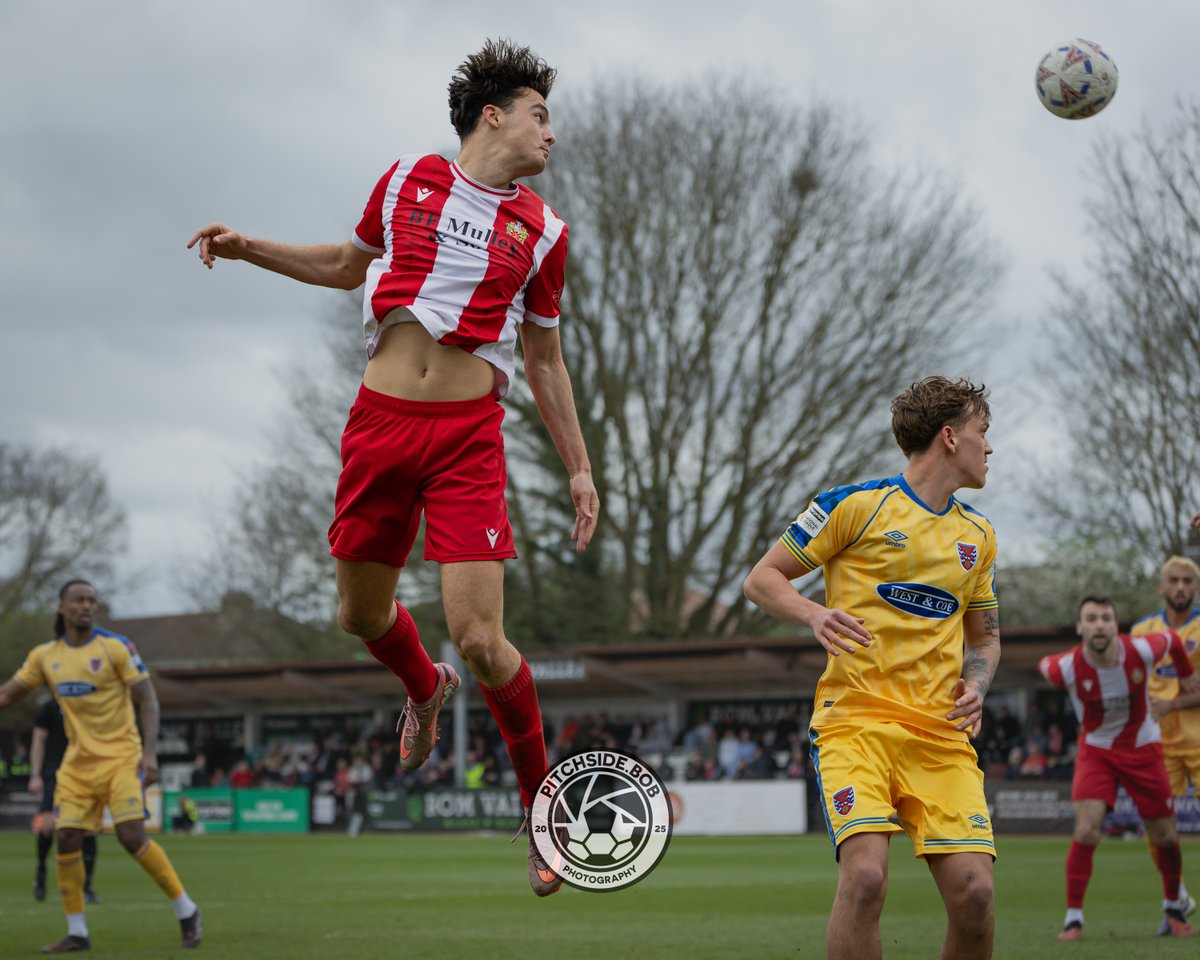 ‘Pitchside Bob’ Sharman tweet media