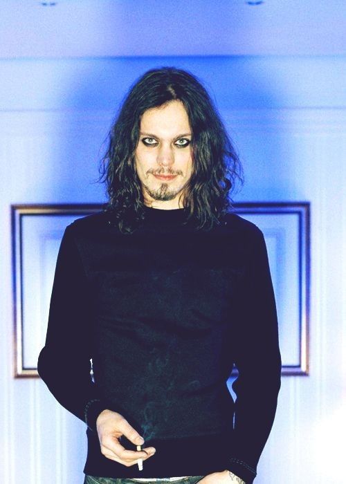 VV Updates tweet media