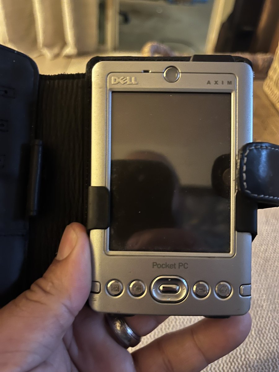 Echo Bravo🎹 tweet media