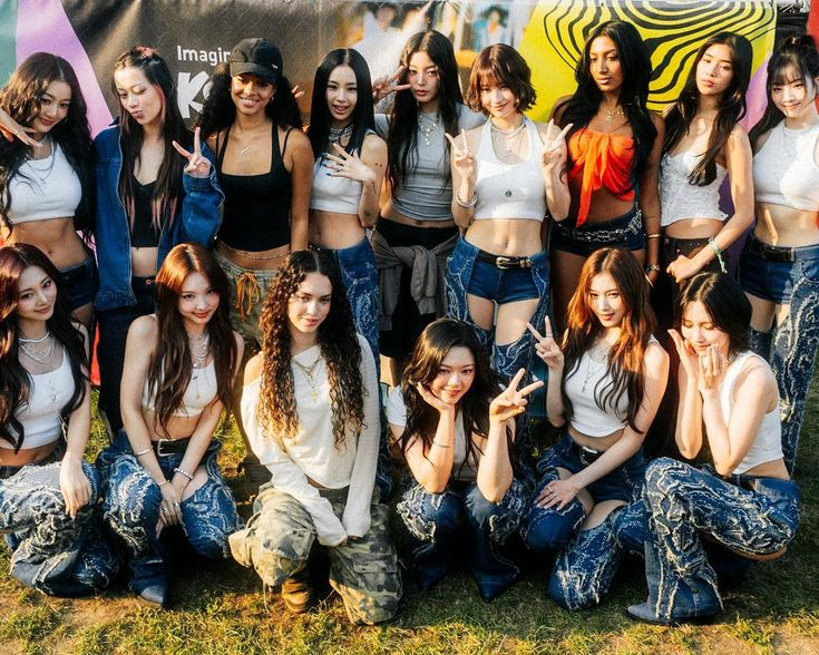 acervo im nayeon tweet media