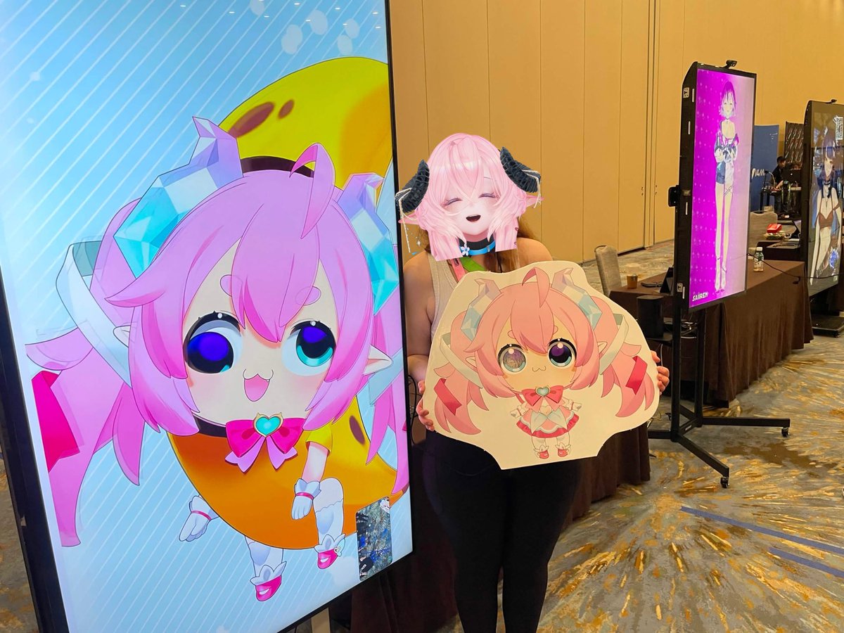HavenDelightVT's tweet photo. I got to meet @chibidoki today at weebcon! I was so anxious and nervous she was making me less nervous by being her goofy chaotic self! 

She gave me inspiration to keep vtubing and I’m so happy to have talked to her! 

Thank you for everything Chibi!! 💖💖 https://t.co/aIkLiw1GKq