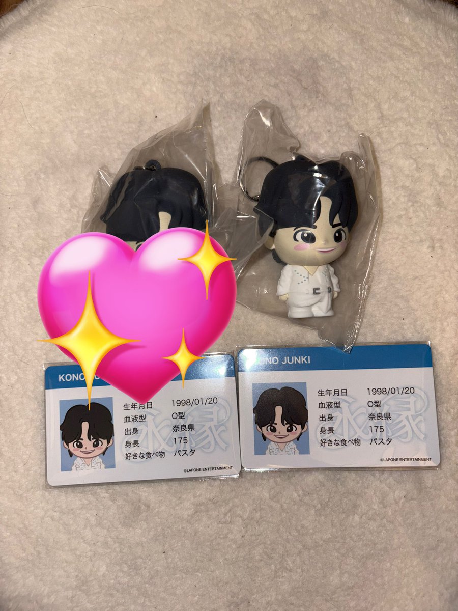 けいけい tweet media