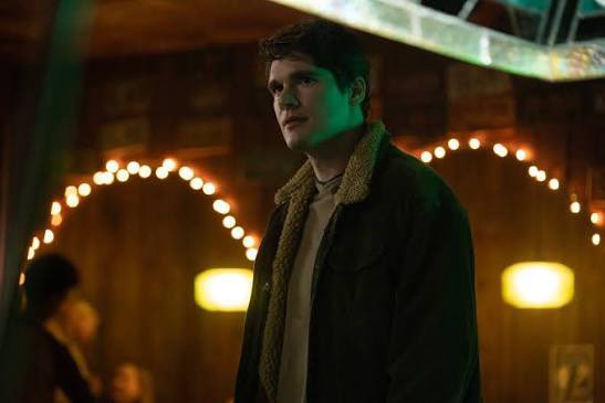 sweetviscera's tweet photo. the only cast for ryan price for me is spencer house and i need everyone to get behind this because this man is perfect please contact jacob https://t.co/s3uE0lXpXy