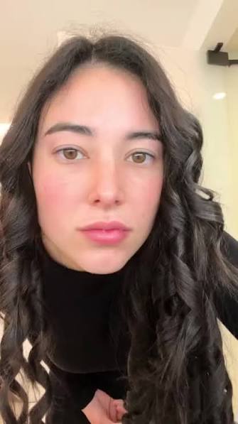 Angie Verona tweet media