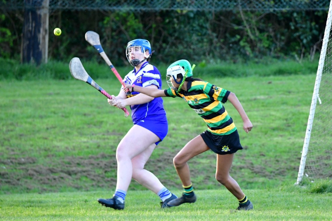 Glengirls1's tweet photo. Our Juniors put in a fine 2nd half performance and were unlucky to lose to @Scarra_Camogie tonight
Glen Rovers    0-8
Inniscarra         1-10
@CorkCamogie
@SeandunCamogie
💚🖤💛 https://t.co/7hAUA3Hm4O