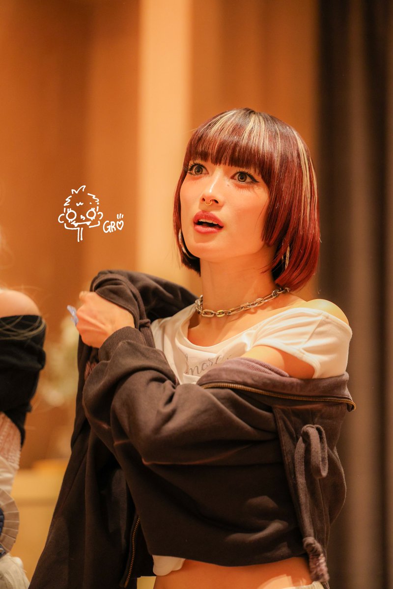 GR🦄🐺 tweet media