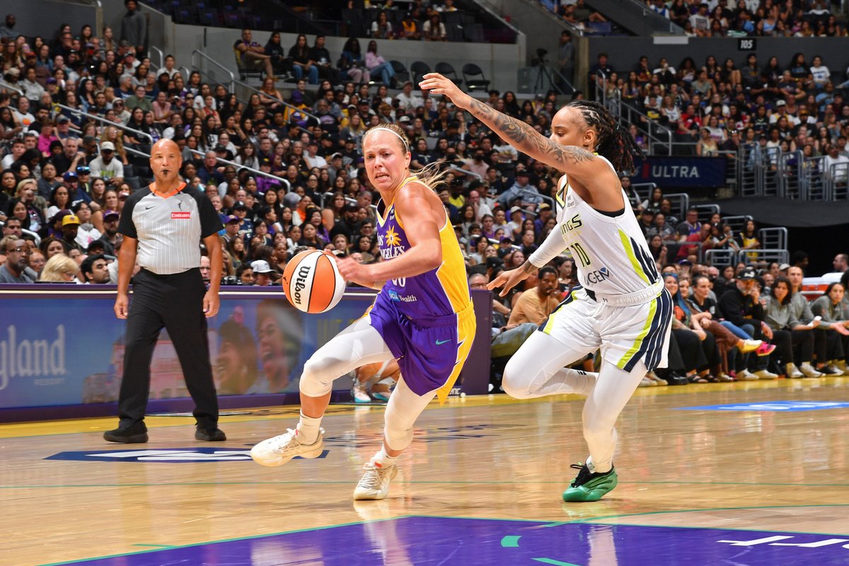 Lucina💜M tweet media