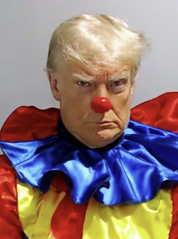 MacroTourist tweet media