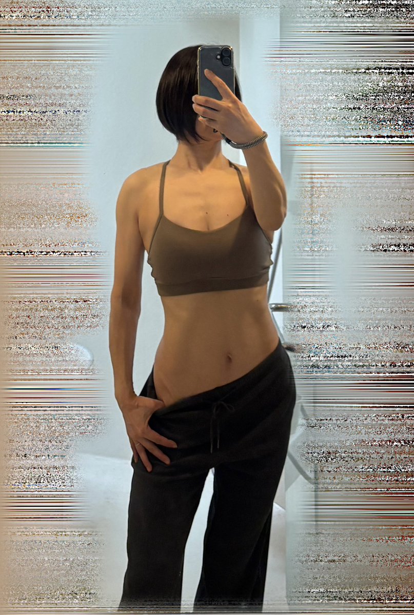 不二子 tweet media