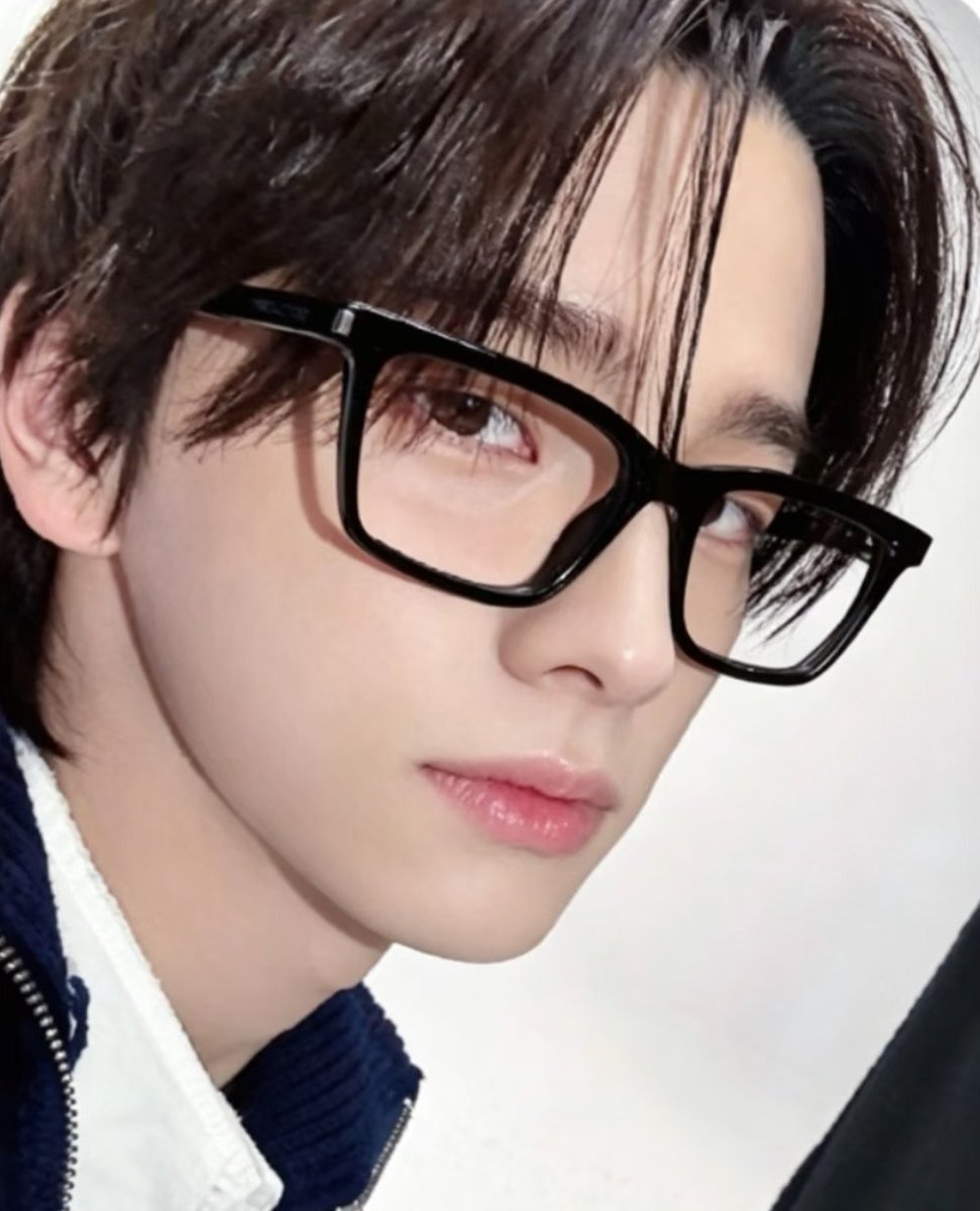 𝗨𝙡𝗶𝗸𝗲 tweet media