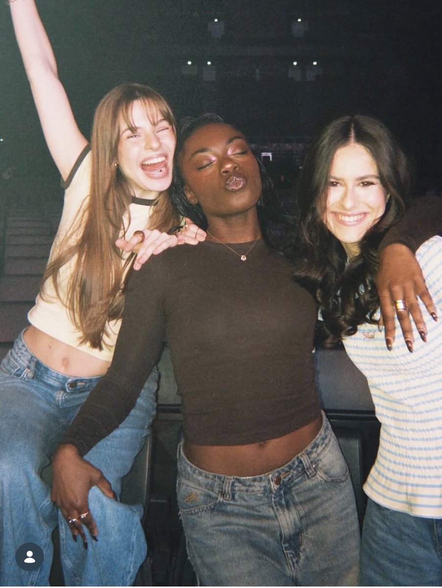 Nina The Little Gnocchi ✨🦢 tweet media