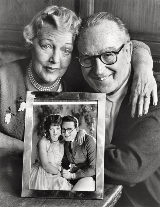 Noirchick In Old Hollywood tweet media