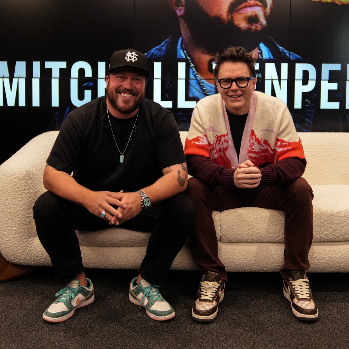 bobbybonesshow's tweet photo. He's about to be a dad &amp; he has a new song out "Speed Of Light," @m10penny is here!

listen live: https://t.co/UNMHue0SoM https://t.co/EfOT0V5m4Z
