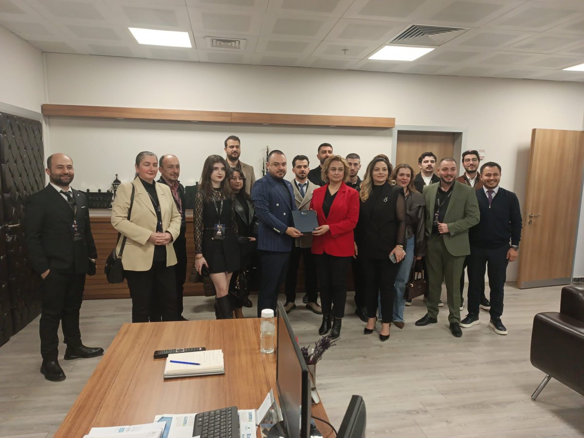 Ira Gayrimenkul Yöneticisi Sayın Eray ÇÖKE, Sayın Ezgi ARSLAN YAVUZ ve Yönetim Ekibi İl Müdürümüz Sayın Ayşe SARI'ya Ziyarette Bulundular
